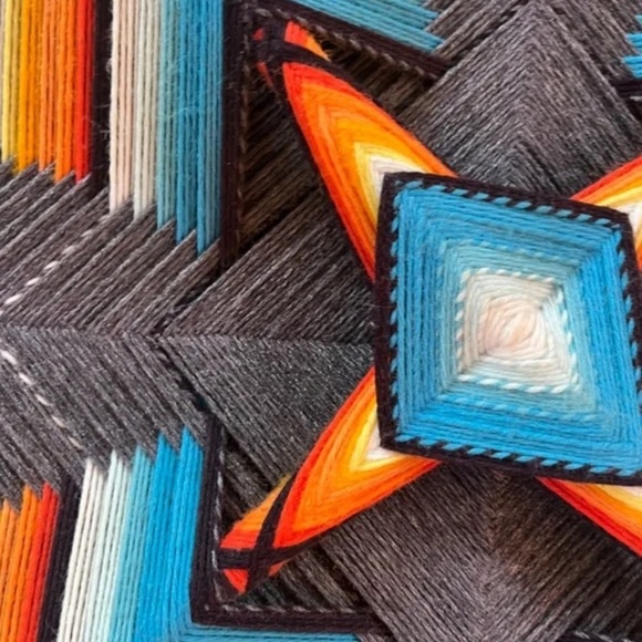 #42 Vintage Ojode Dios Eye of God Mandala Woven Wool Yarn Wall A 70s Folk Art - Picture 2 of 6